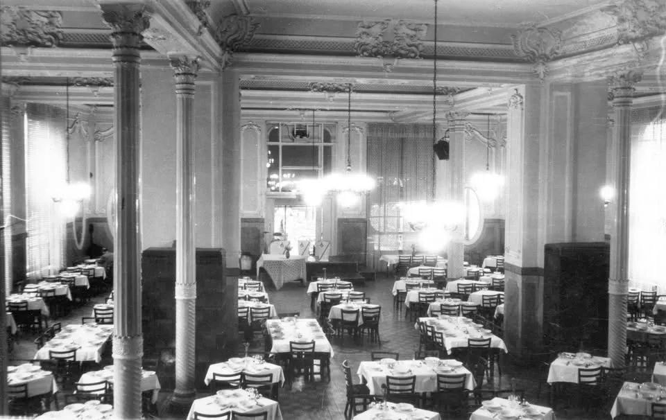 Kávéházak és törzsvendégek